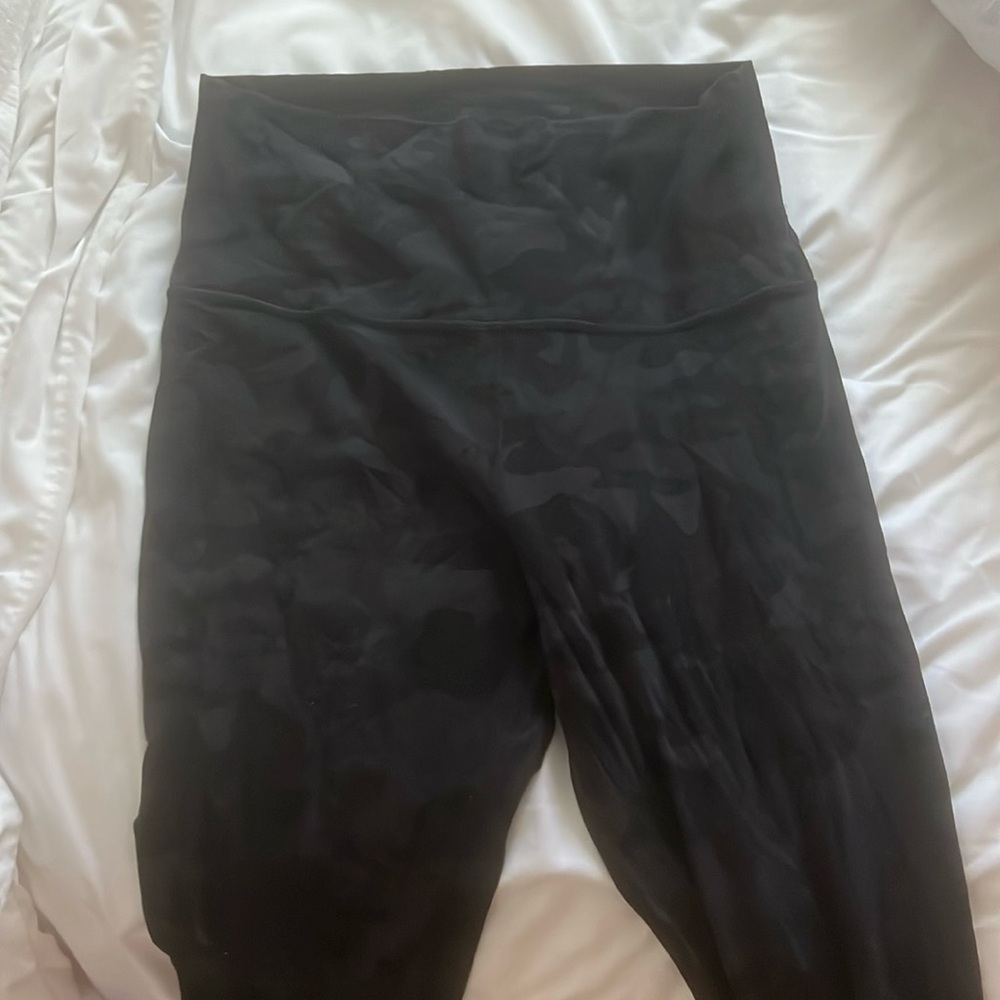 Black Camouflage lululemon High-Rise Crop 23"